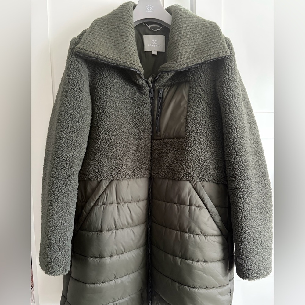 Soia & Kyo Olive Green Quilted Sherpa Coat Medium